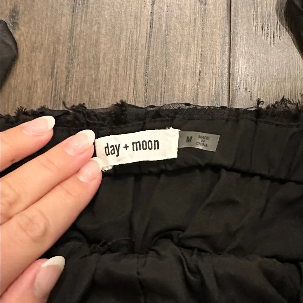 Day + Moon black textured bubble hem mini dress Sz M Size M - Image 2