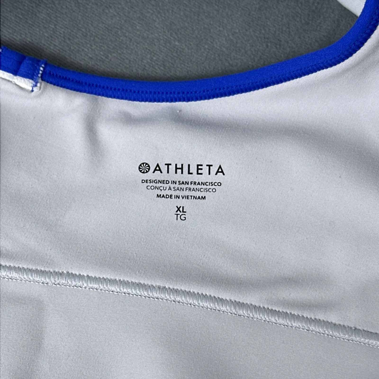 Athleta Breathe Longline Piping Sports Bra Size XL Light Gray Wirefree Unlined - Image 6