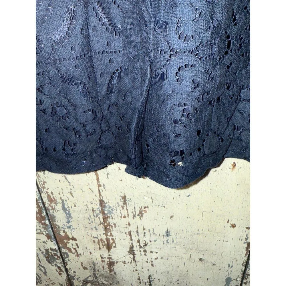 Banana Republic Women's size 00P navy blue lace sheath dress - Image 4