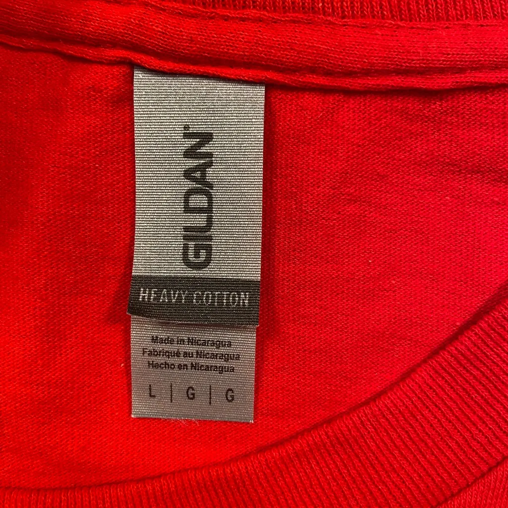 Gildan Red Tee Shirt, Crew neck, Heavy Cotton, short sleeve, size Large,‎ unisex - Image 3
