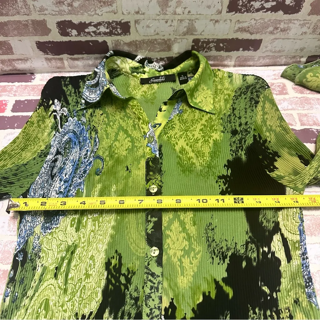 Essentials by Milano Green and Black Button Down Shirt - Image 4