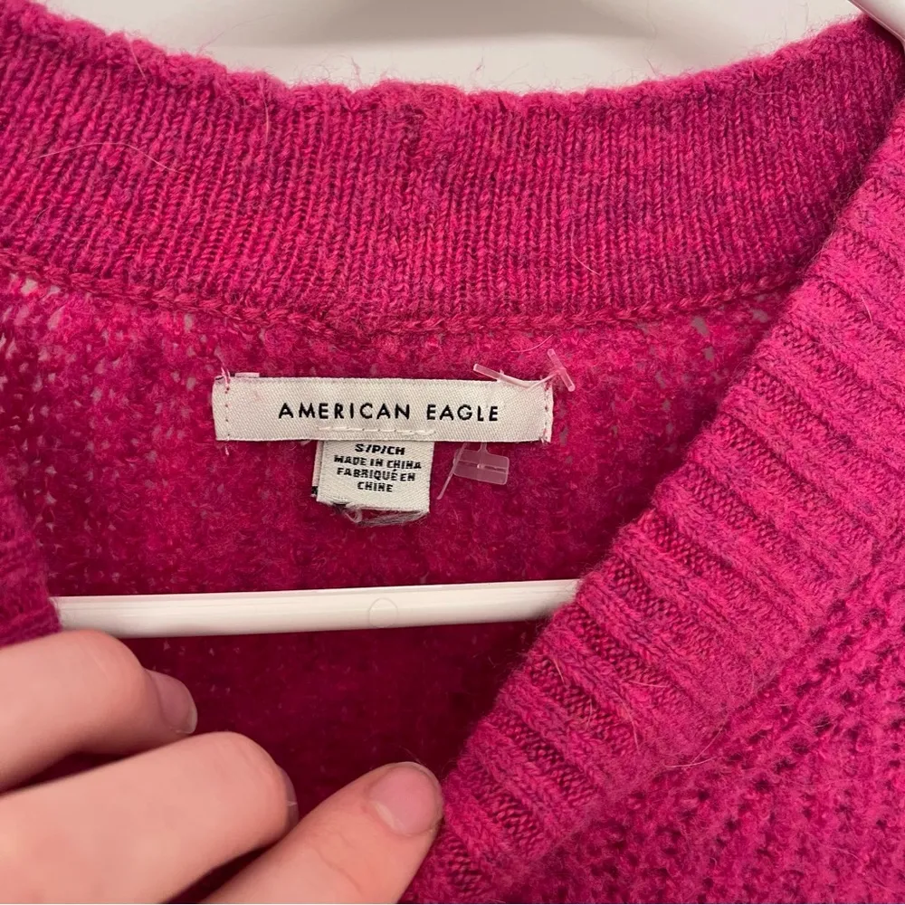 American Eagle Hot Pink Oversized Sweater - Image 2