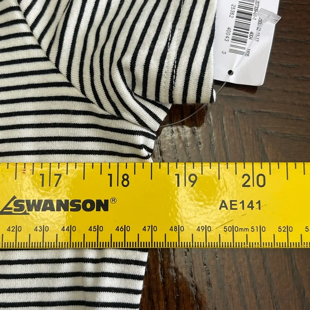 Old Navy Black and White Casual Sheath Midi knit Dress size M - Image 5