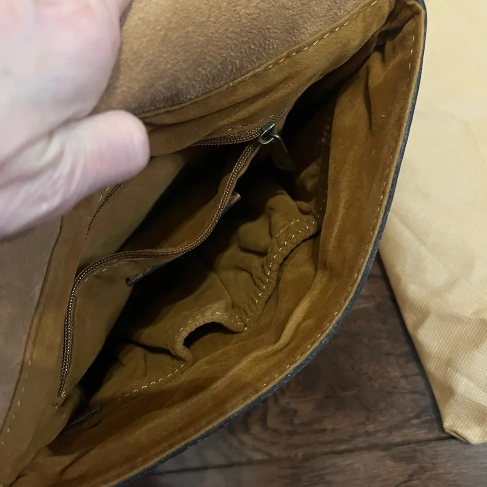 Patricia Nash Tan Leather Crossbody Bag - Image 5