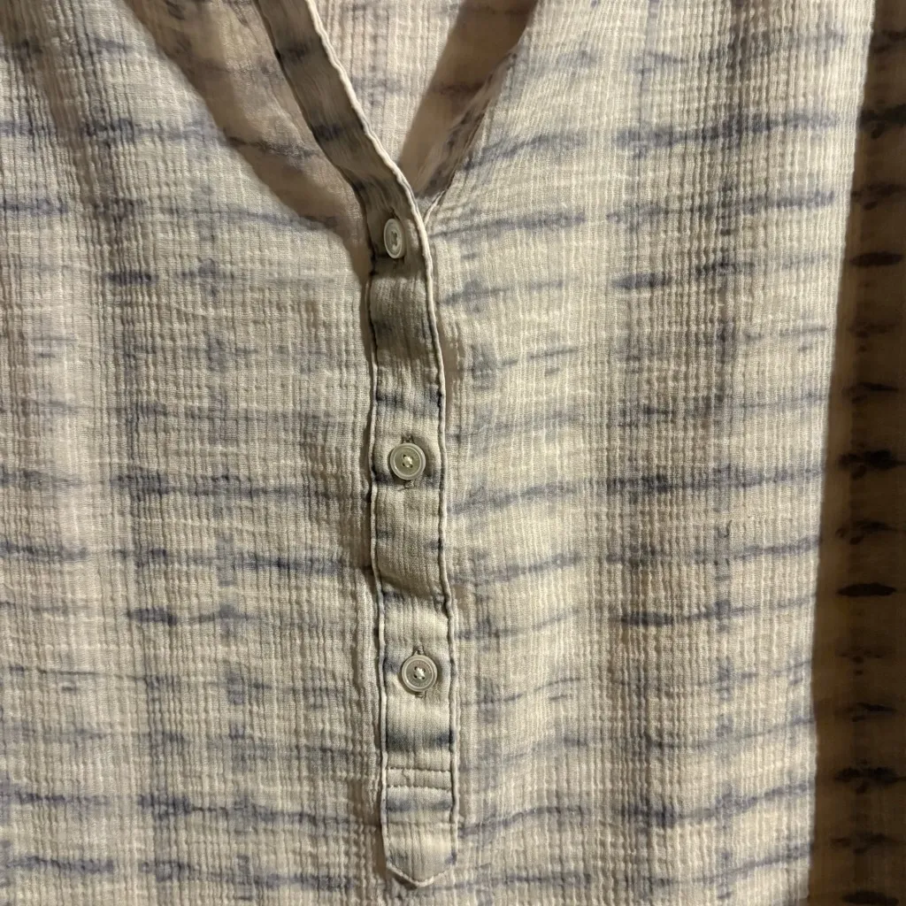 Tommy Bahama Top Womens Small 3/4 Rolled Sleeve Henley Lightweight Woven‎ Cotton - Image 6