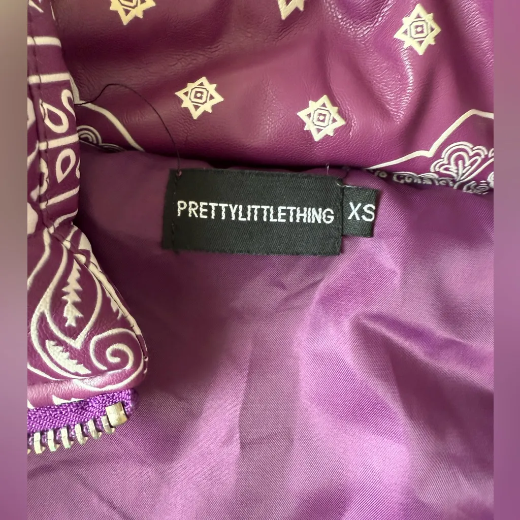 Pretty Little Thing Purple Bandana Print Oversized Faux Leather Copped Vest, XS - Image 3
