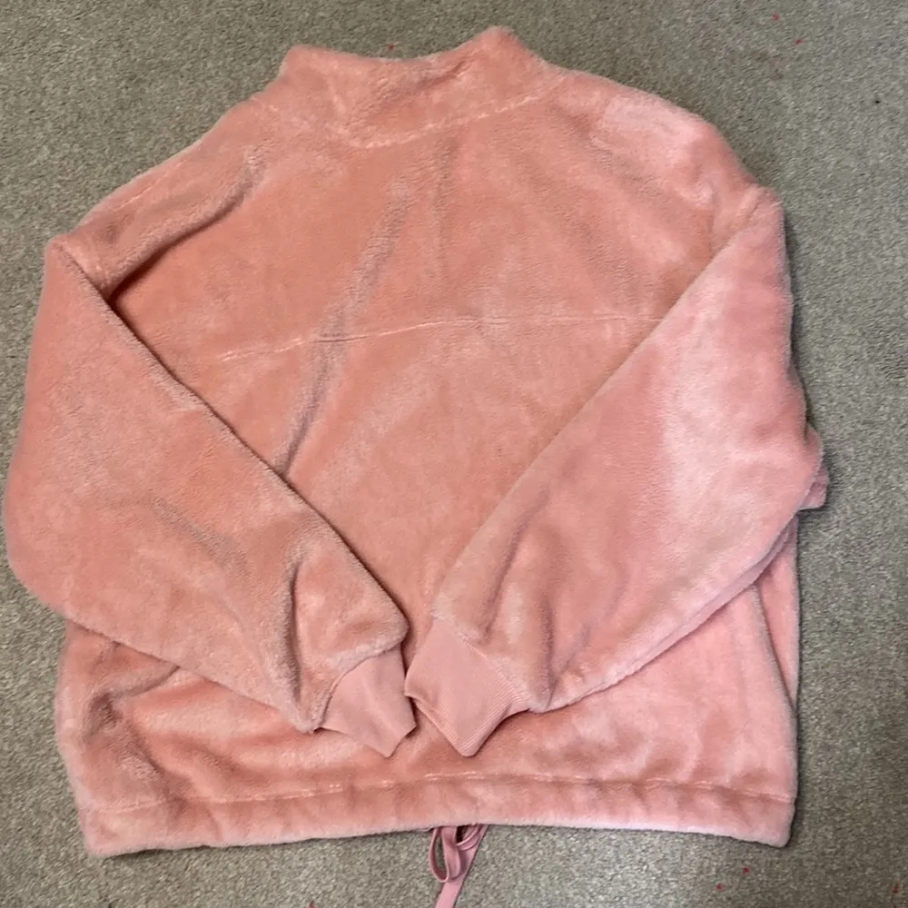 Old Navy Pink Super Soft Fuzzy Half Zip Pullover Sweatshirt Size M - Image 2