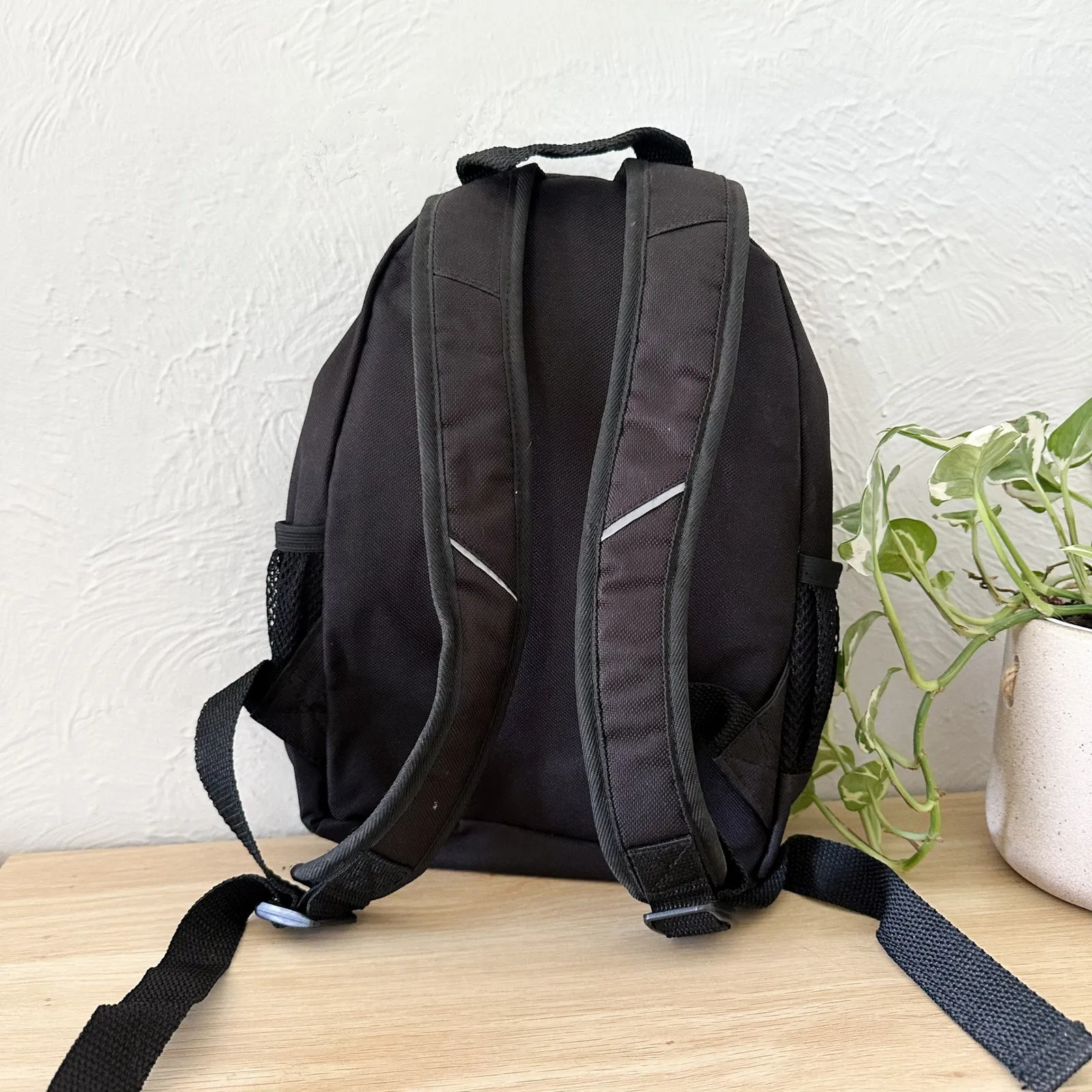 TUG by Foray | Mini Black‎ Adjustable Backpack Compact Lightweight Bag Black - Image 2