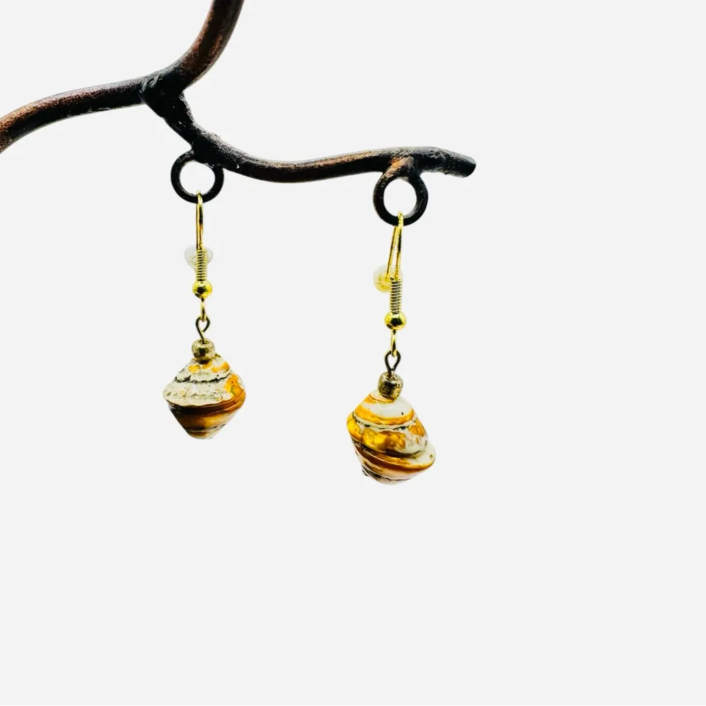 VTG Handmade Shell Dangle Earrings Gold Tone Boho Coastal Artisan - Image 3