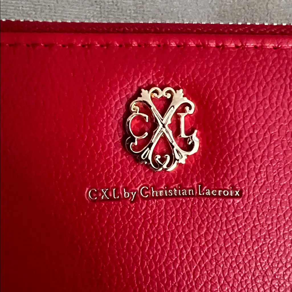 ❤️ Christian Lacroix Red Pebbled Leather Wristlet Wallet ❤️ - Image 5