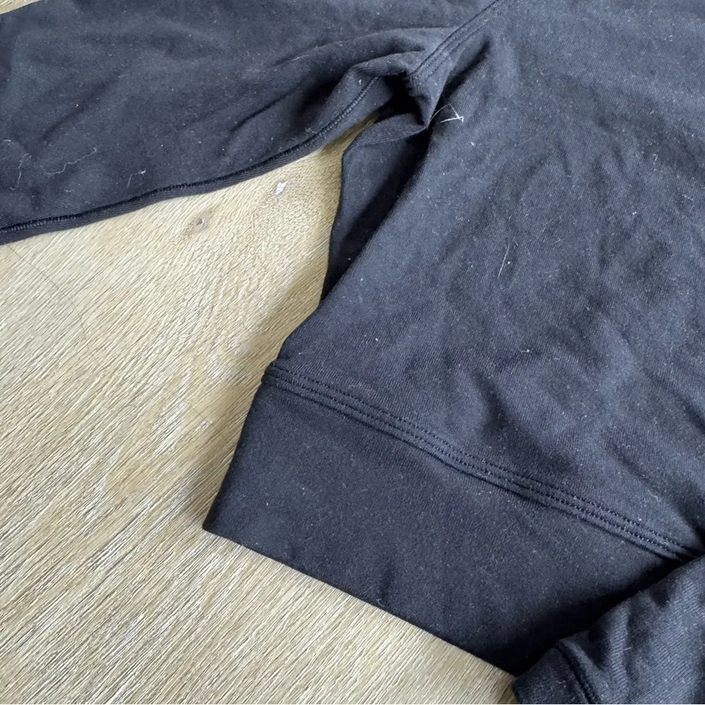 Lululemon Black Cropped Long Sleeve - Image 2