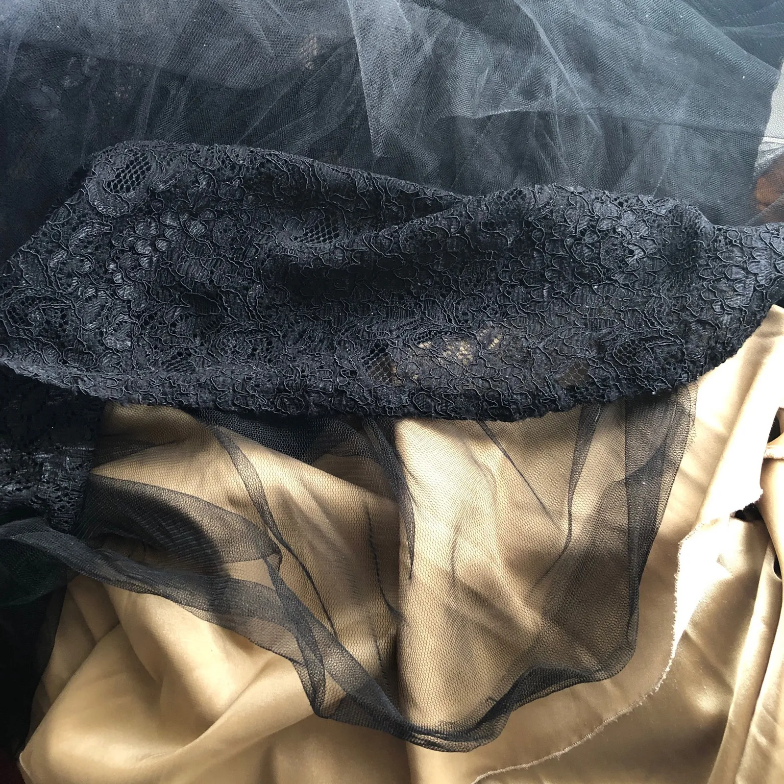 Monique Lhullier Lusting Over You Black Gown Size 2 - Image 11