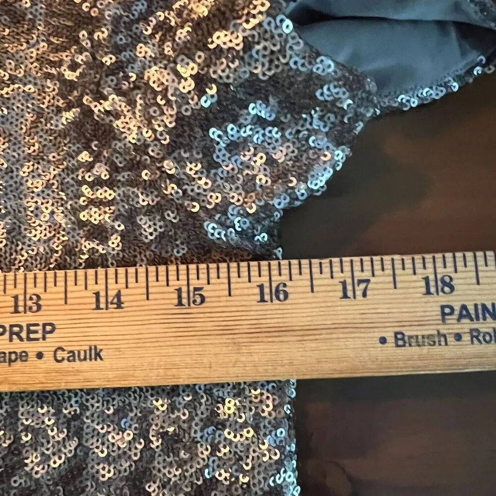 Anthropologie VELVET Top by Graham & Spencer Size S Vonnie Sequin Pewter Gray Silver - Image 8