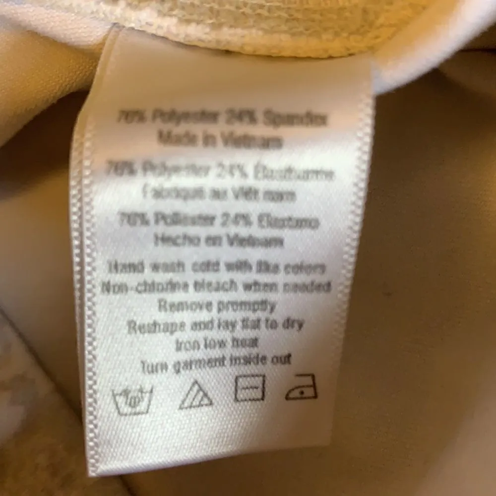 Nwot Alo Yoga airbrush white python print sz xs - Image 7