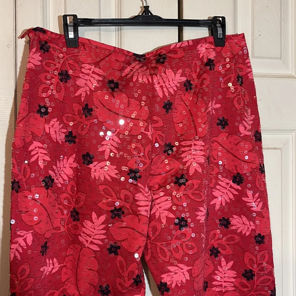 DStudio Bright Red Floral Slacks Pants With Sparkly Sequins Flat Front Size 14 - Image 8