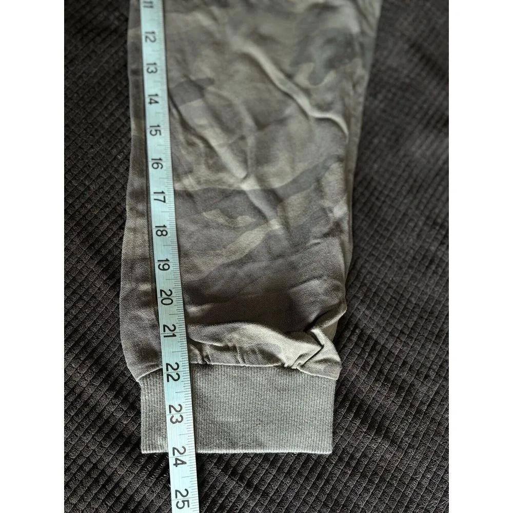 Splendid Green Camo Pants Elastic Hem Tie Size‎ Small Soft Lightweight Pockets - Image 7