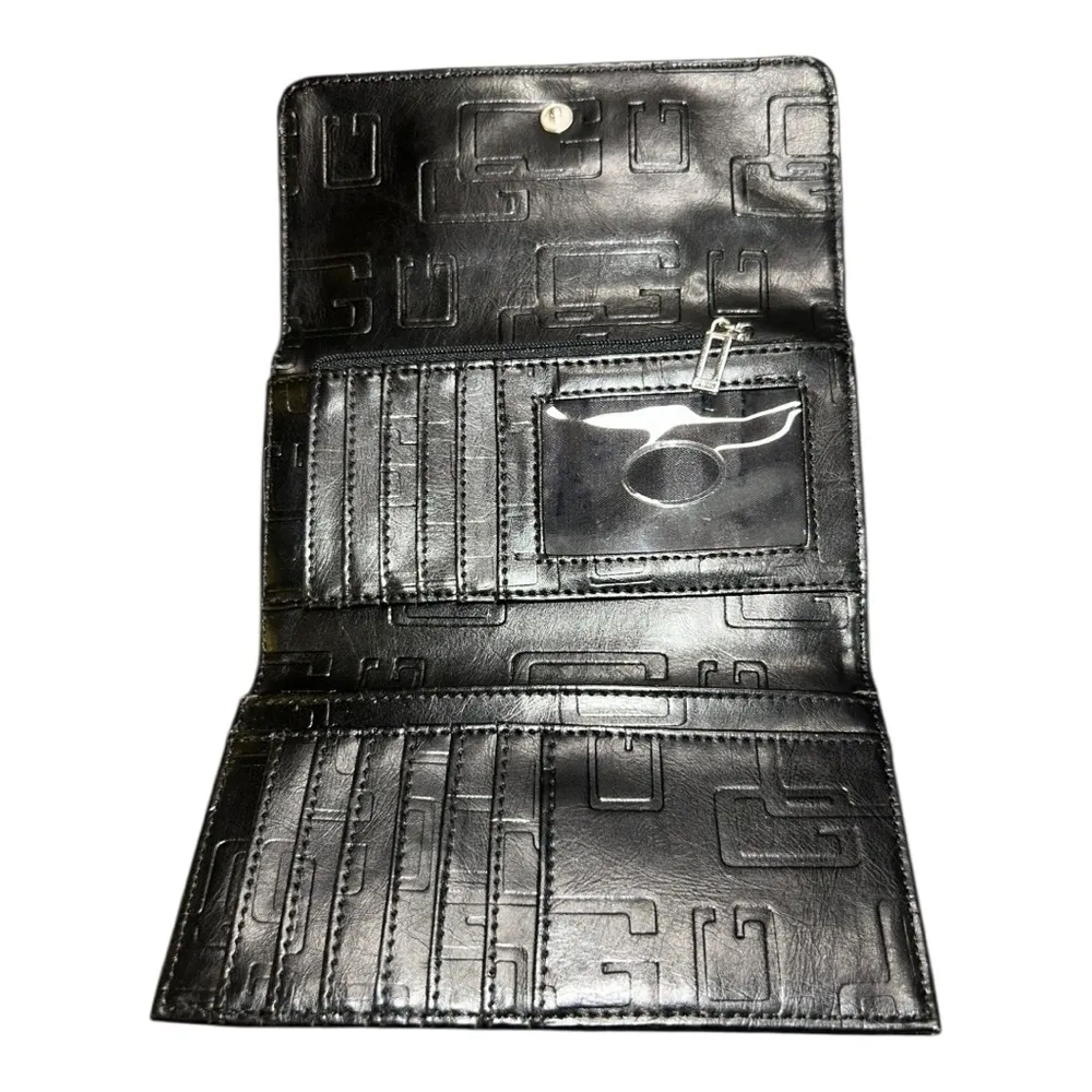 GUESS Embossed Black Wallet with Metal Accent - Image 3