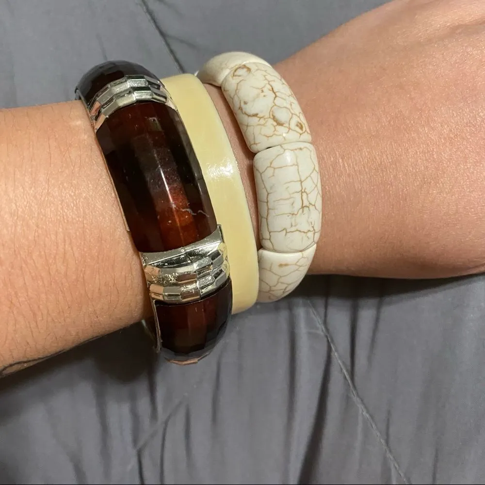 Vintage shapely bracelets (3)qty take them all and where them as a fashion - Image 2