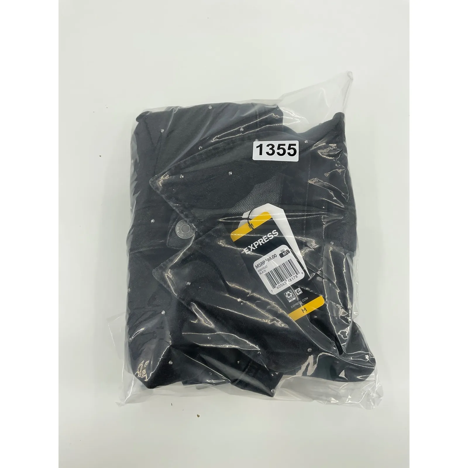 EXPRESS‎ Black Studded Denim Trucker Jacket Women's Size Medium Rhinestones - Image 3