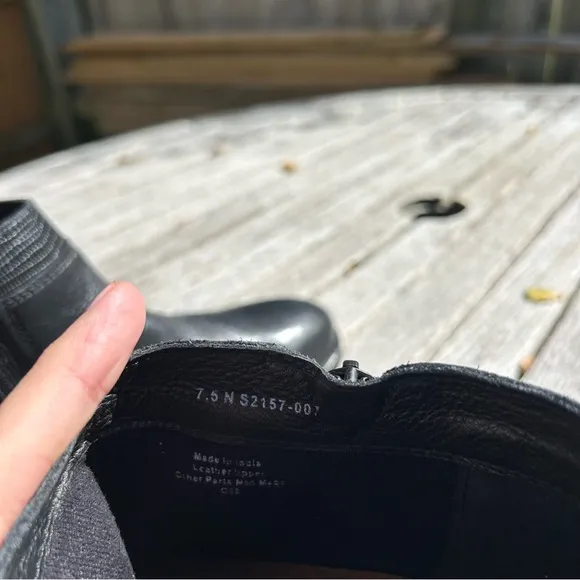 WOMEN'S SOFTWALK‎ RUBI BOOTIES black size 7.5 N - Image 5