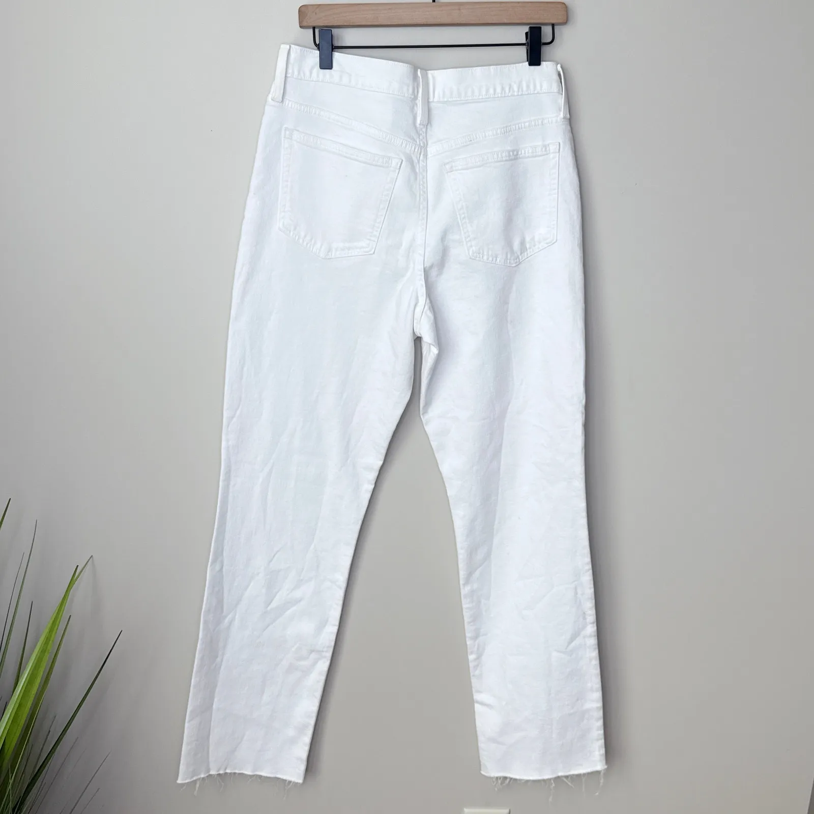 NEW NWT J.Crew White Slim Boyfriend Jean Size 28T High-Waisted Raw Hem 5-Pocket‎ - Image 4