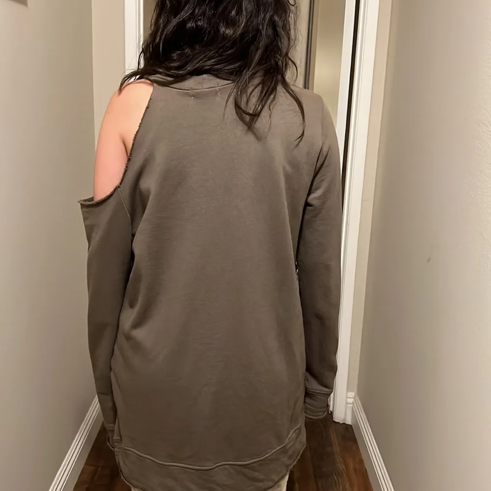 La made distressed sweatshirt - Image 2