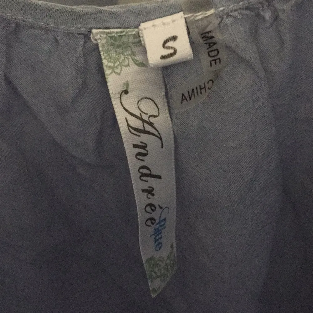 Andree blue cold shoulder top - Image 3