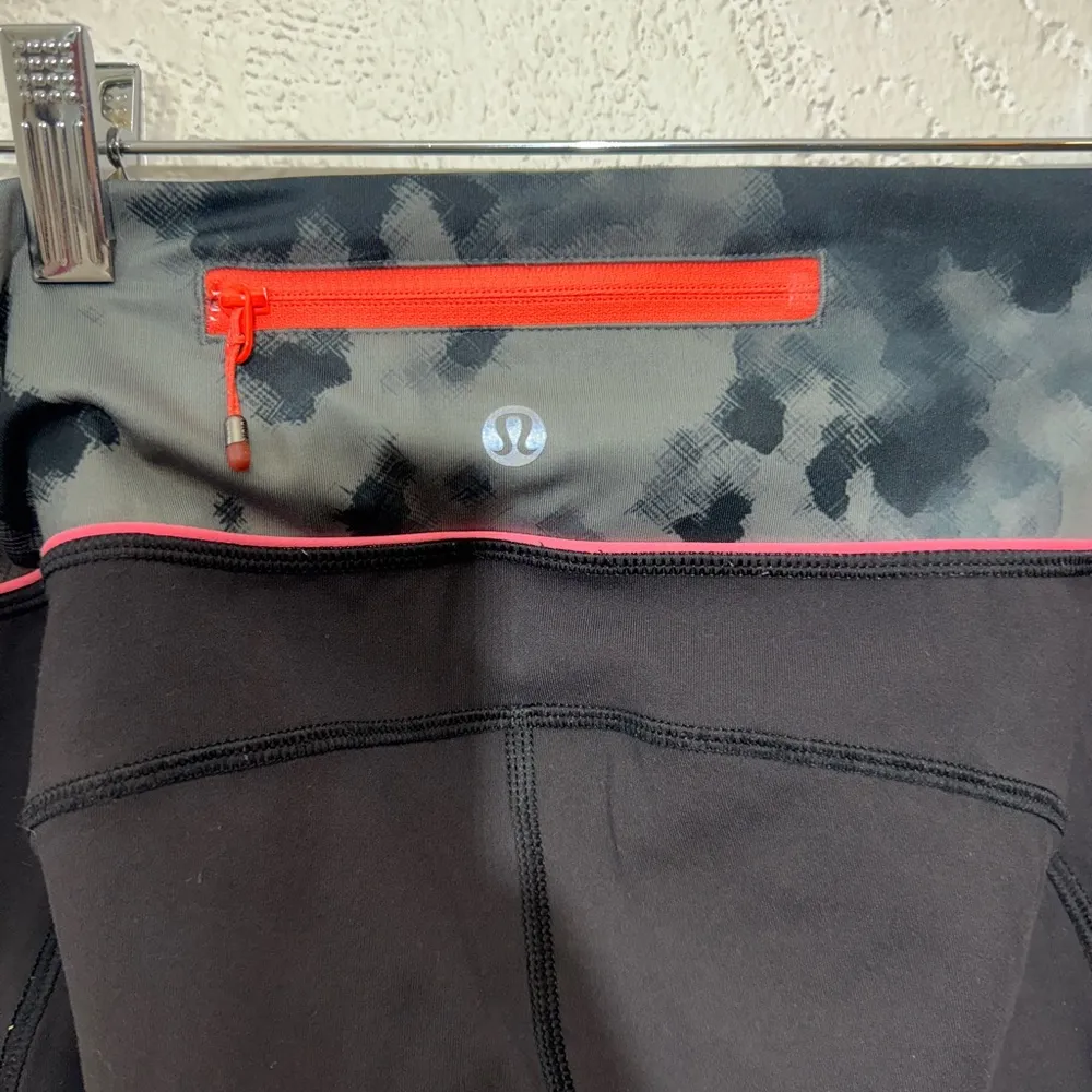 Lululemon Tie Dye Band Ruffle Bottom Leggings Size 10 - Image 3