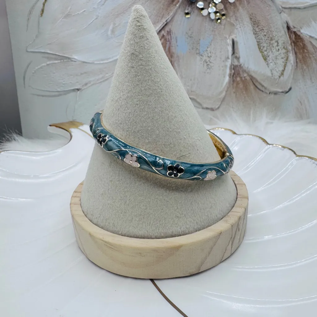 Gray & White Flower Enamel Cloisonne Bracelet Bangle - Image 3