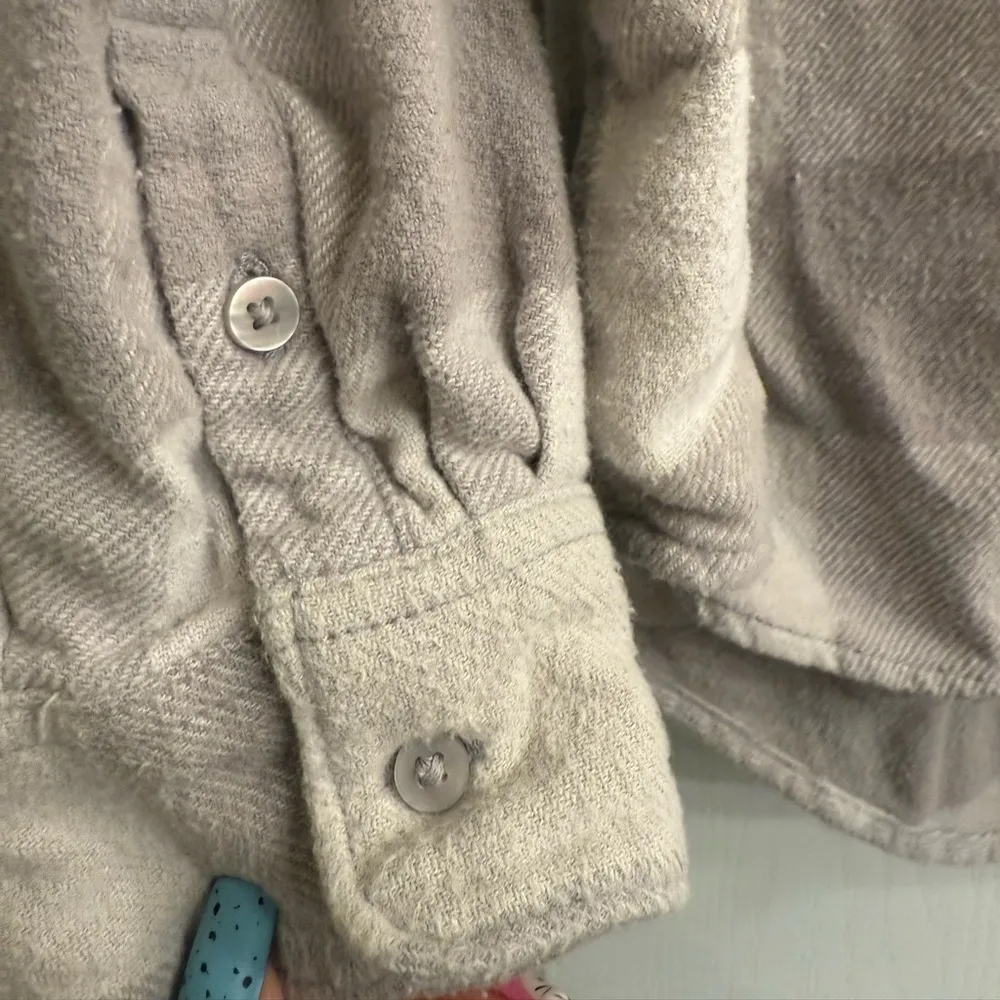 Aerie LumberJane Grey Buffalo Plaid Soft Brushed Flannel Shirt - size M - Image 6