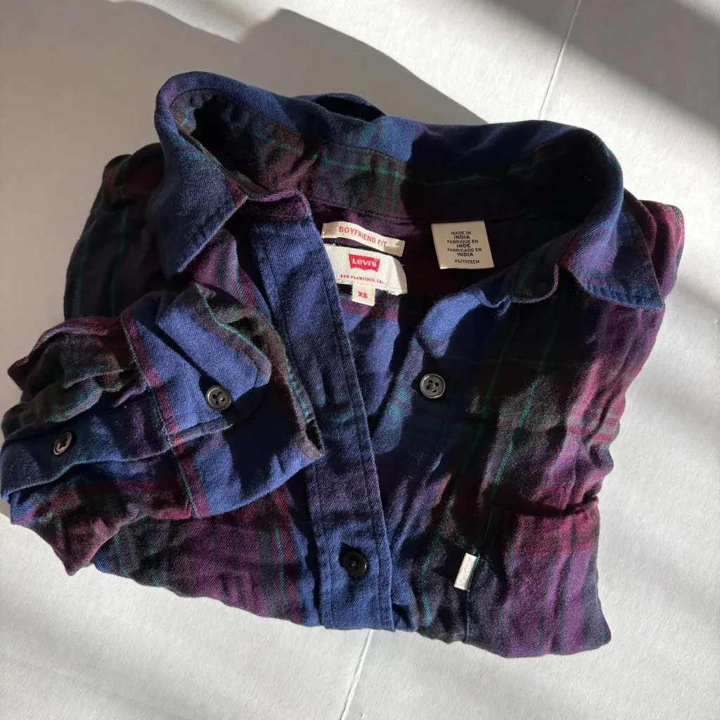 Levi's Casual Plaid Shirt - Blue and Purple boyfriend fit XS - Image 11