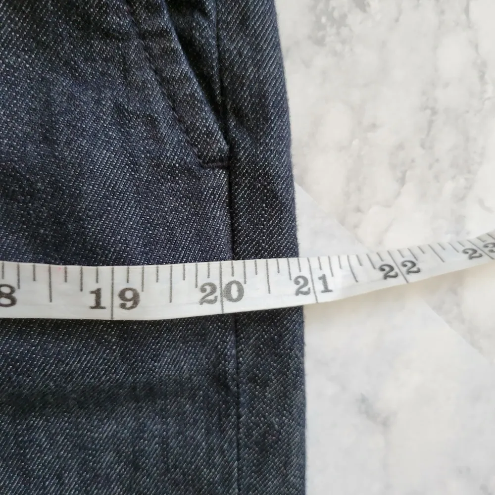 Loft Outlet denim flat front shorts size 8 - Image 10