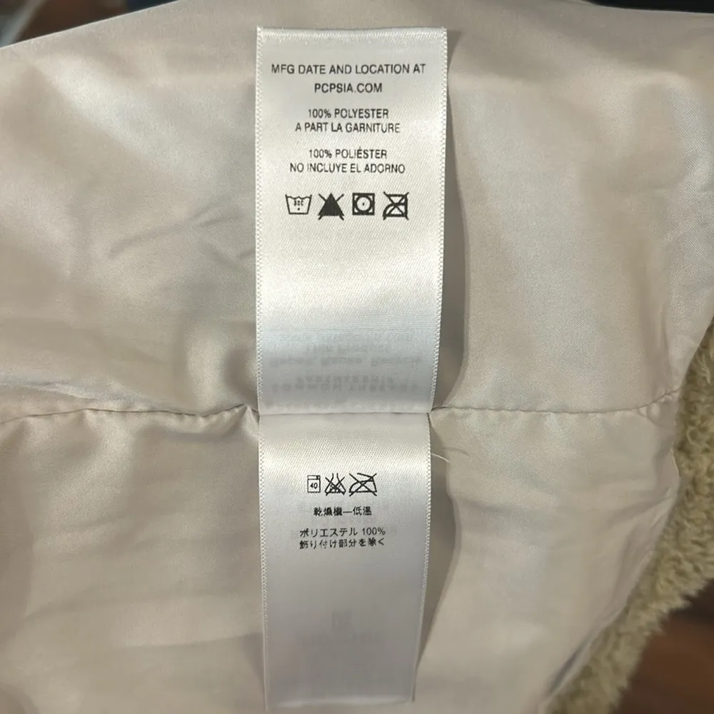 Los Gatos Vest - Fuzzy And Soft Beige Vest - Like New!  - Image 9