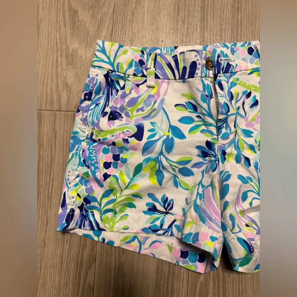 Lilly Pulitzer Callahan Stretch Shorts in Shell Beach 6 - Image 2