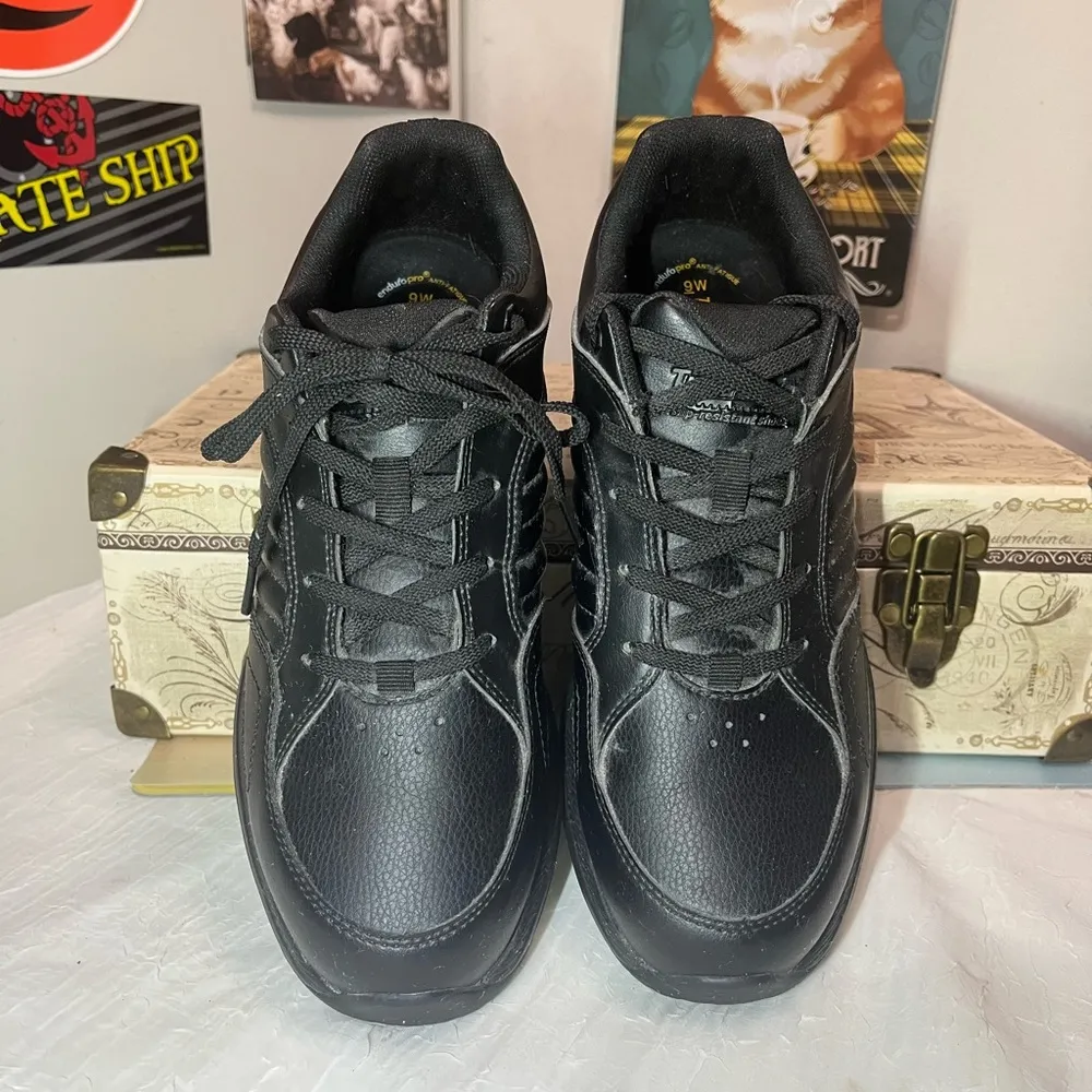 TredSafe Black Tennis Work Shoes Size 9 - Image 3