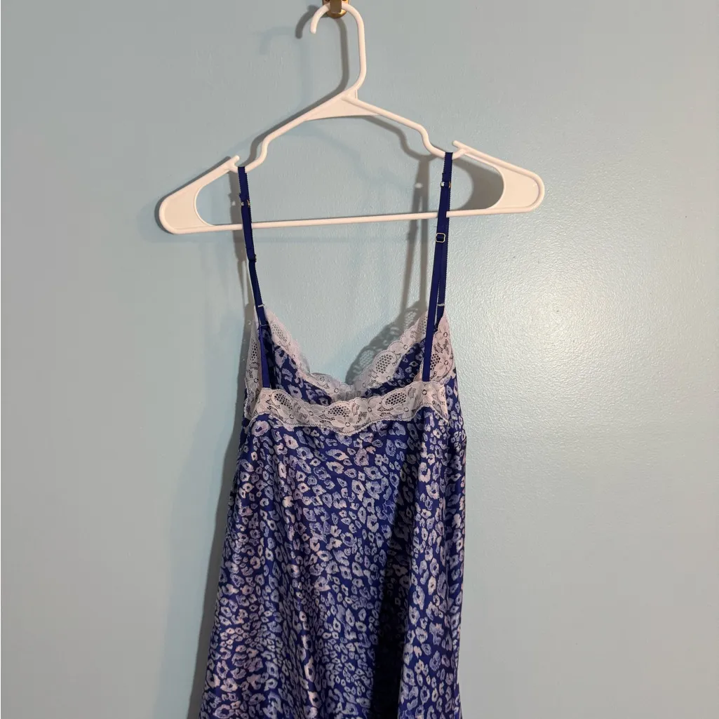 Victoria’s Secret blue cheetah print slip dress with lace detail size M Size M - Image 5