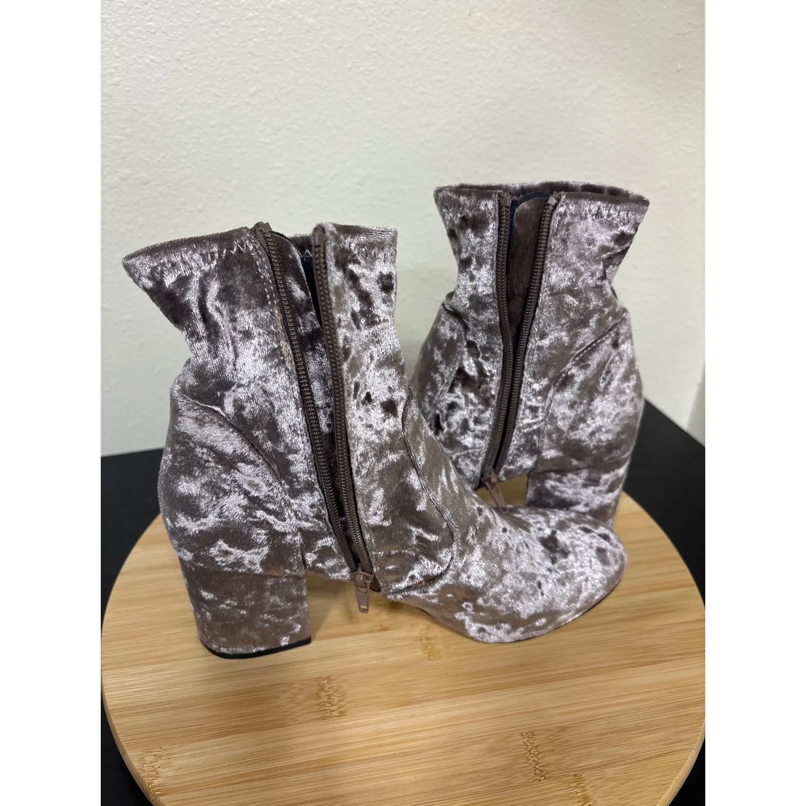 Very Volatile 8 Eclipse Crushed‎ Velvet Shiny Boots High Heels Ankle Block Heel - Image 7