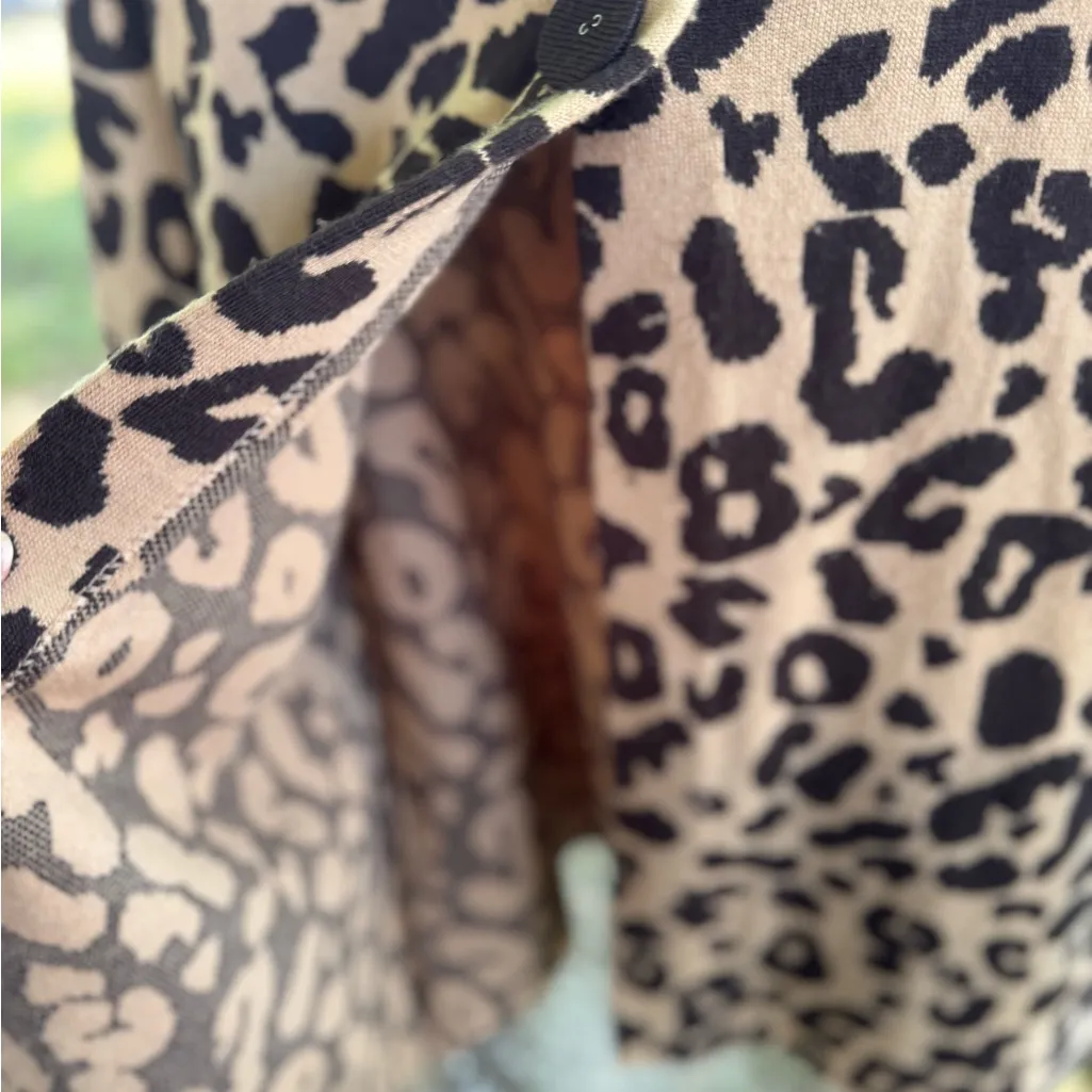 Isola Chocolate and Beige Knit Sweater - Image 8