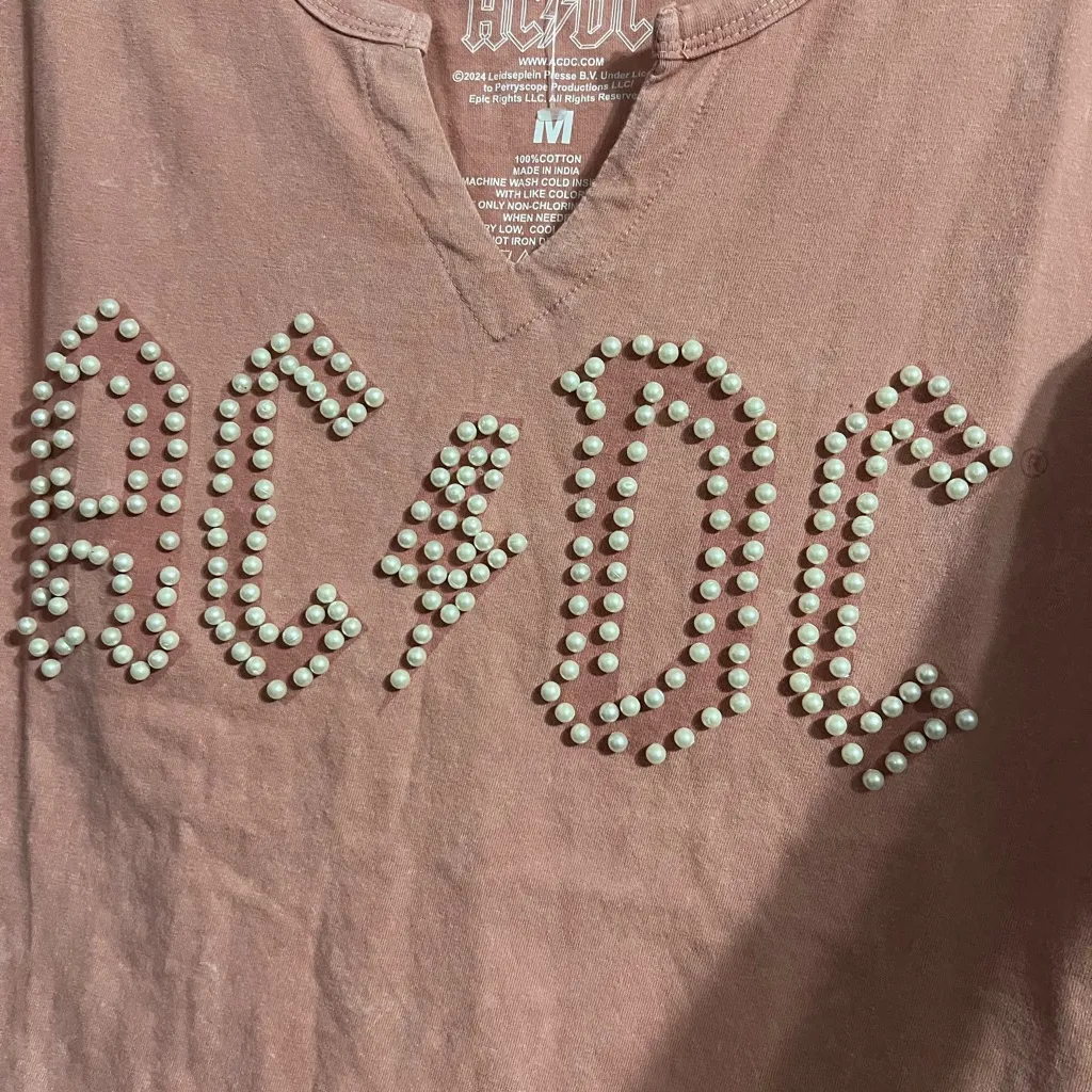 AC/DC pink rose pearl shirt - Image 5