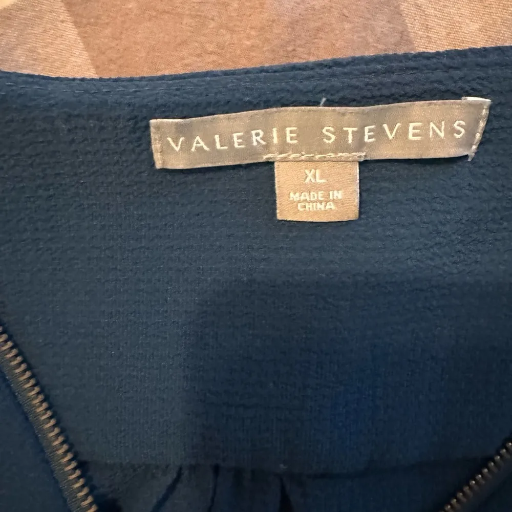 Blue V-Neck Long Sleeve Top - Image 5