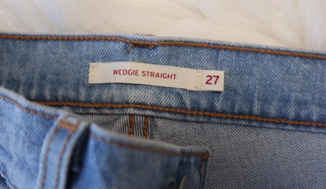Wedgie Straight Leg - Image 6