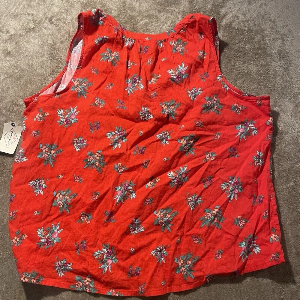 NWT St. Johns Bay Tank Top Womens 2X Red Floral Split Neck Tunic Sleeveless - Image 3