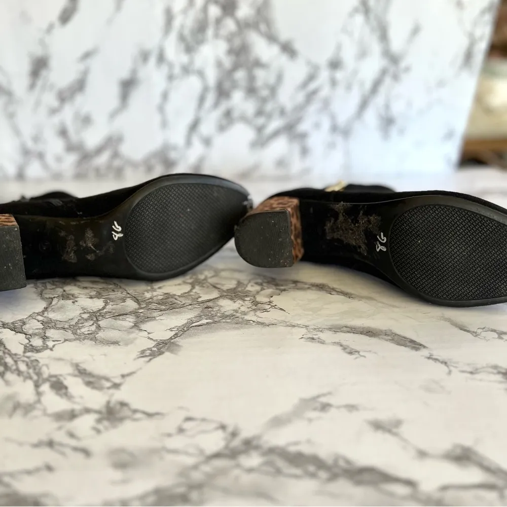 Bandolino Lila Booties 8 Black Animal Print Block Heel Faux Suede - Image 10