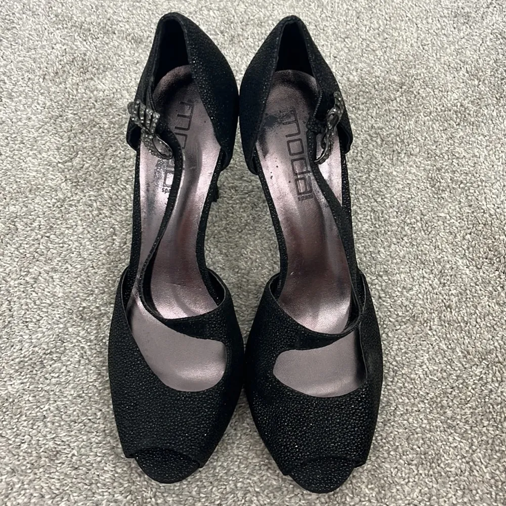 Moda Spana Size 9 Black Sparkly Studded D'Orsay Strappy Peep Toe Heels with Bow - Image 5