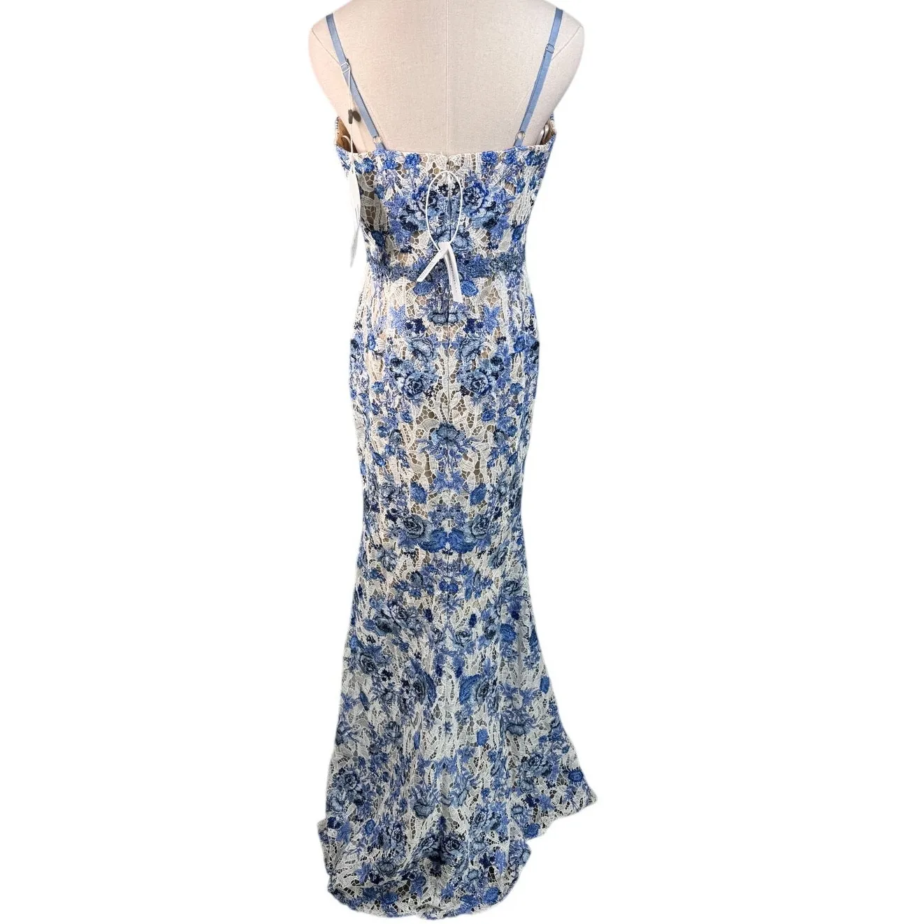 Marchesa Notte Floral Embroidered Macramé Lace Gown blue white dress Size 6 - Image 8