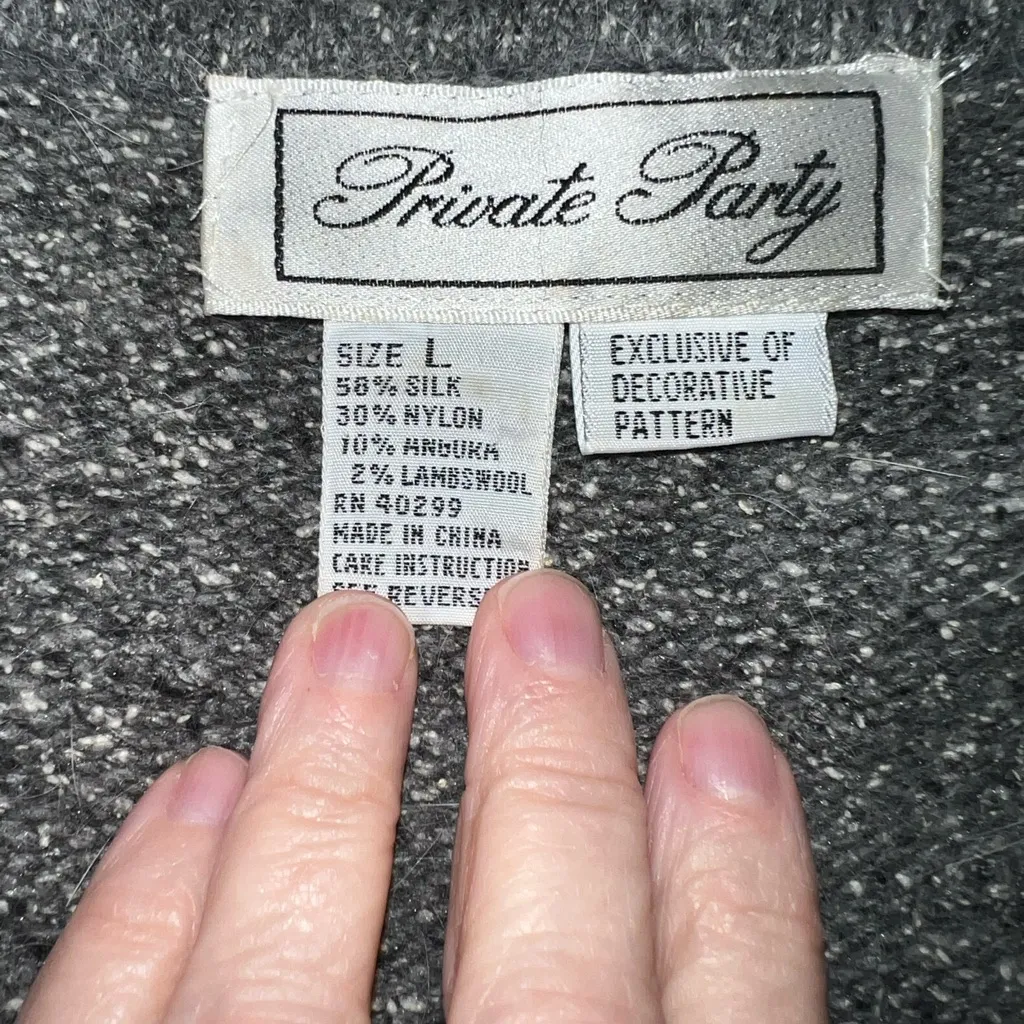 Gorgeous Vintage 90s Private Party Angora Sweater! - Image 6