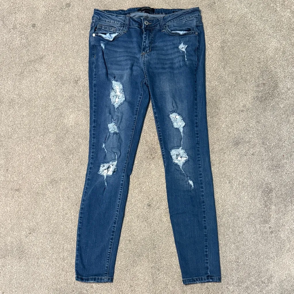 Judy Blue Dark Wash Distressed Mid Rise Skinny Fit Jeans Size 9/29 - Image 2
