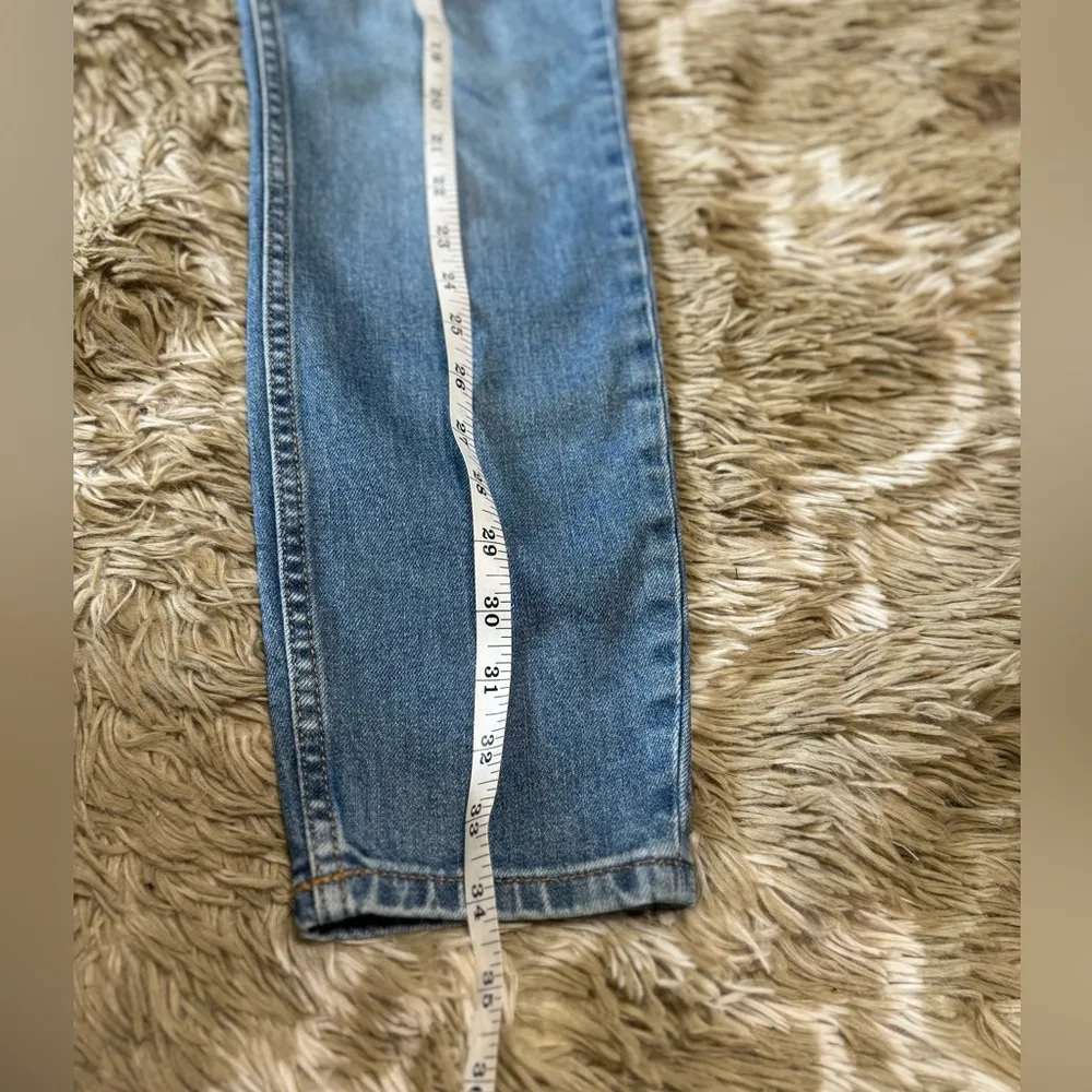 Everlane Ankle Mid Rise Jeans size 27 - Image 6