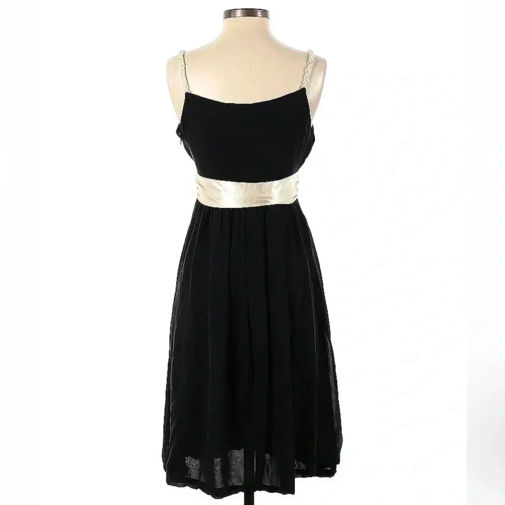 BCBGMAXAZRIA | 100% Silk Black & Cream Beaded Straps Cocktail Dress Size 2 XS - Image 2