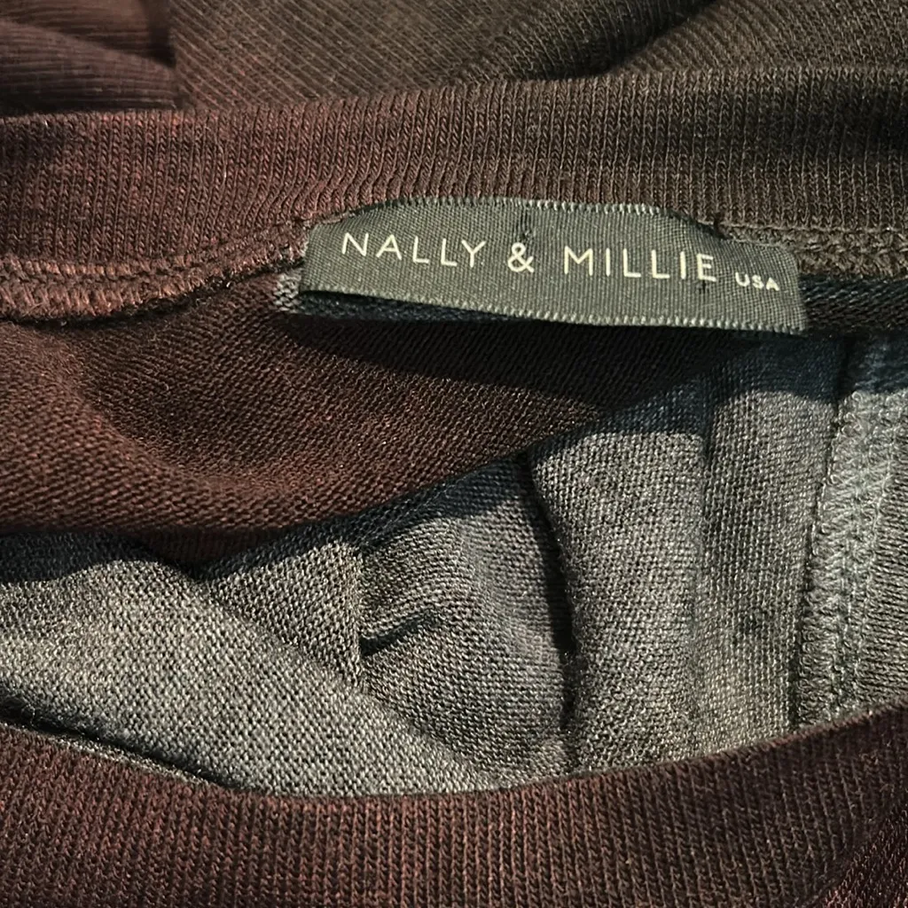 3/$15 NALLY & MILLIE sweater Size undefined - Image 5